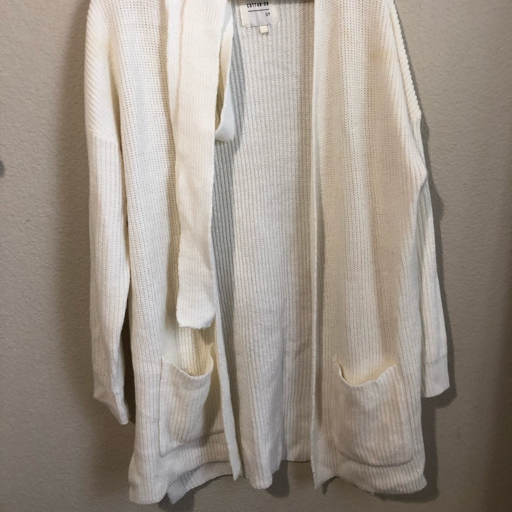 baggy cream knit cardigan